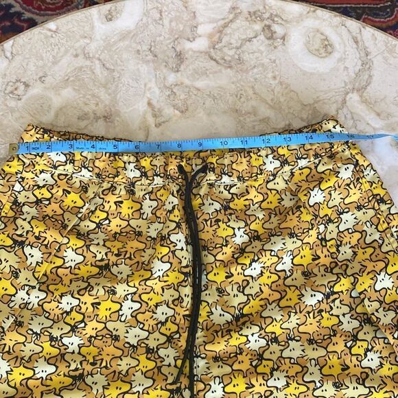 NWT Limited-Edition Converse x Peanuts Gender Neutral Board Shorts - RARE - Picture 11 of 12